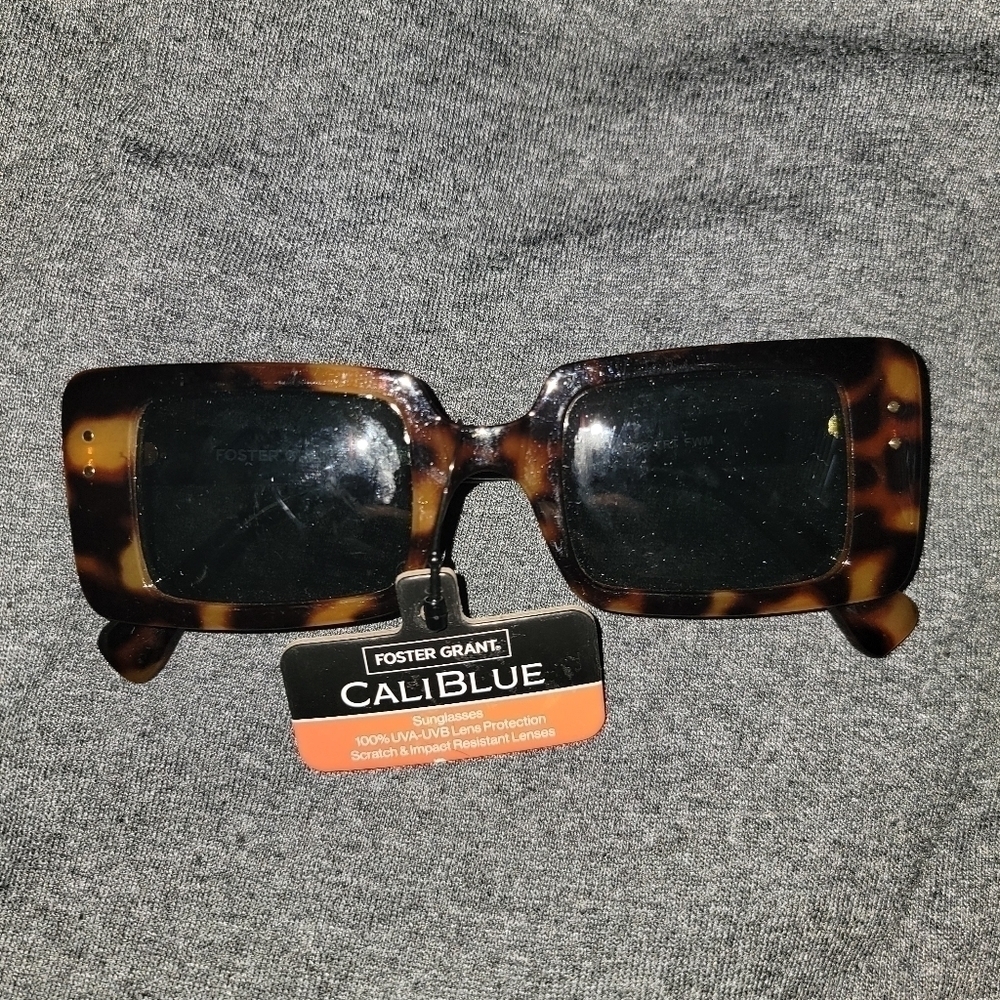 FOSTER GRANT Sunglasses 100% UVA-UVB Lens Protection Scratch & Impact Resistan